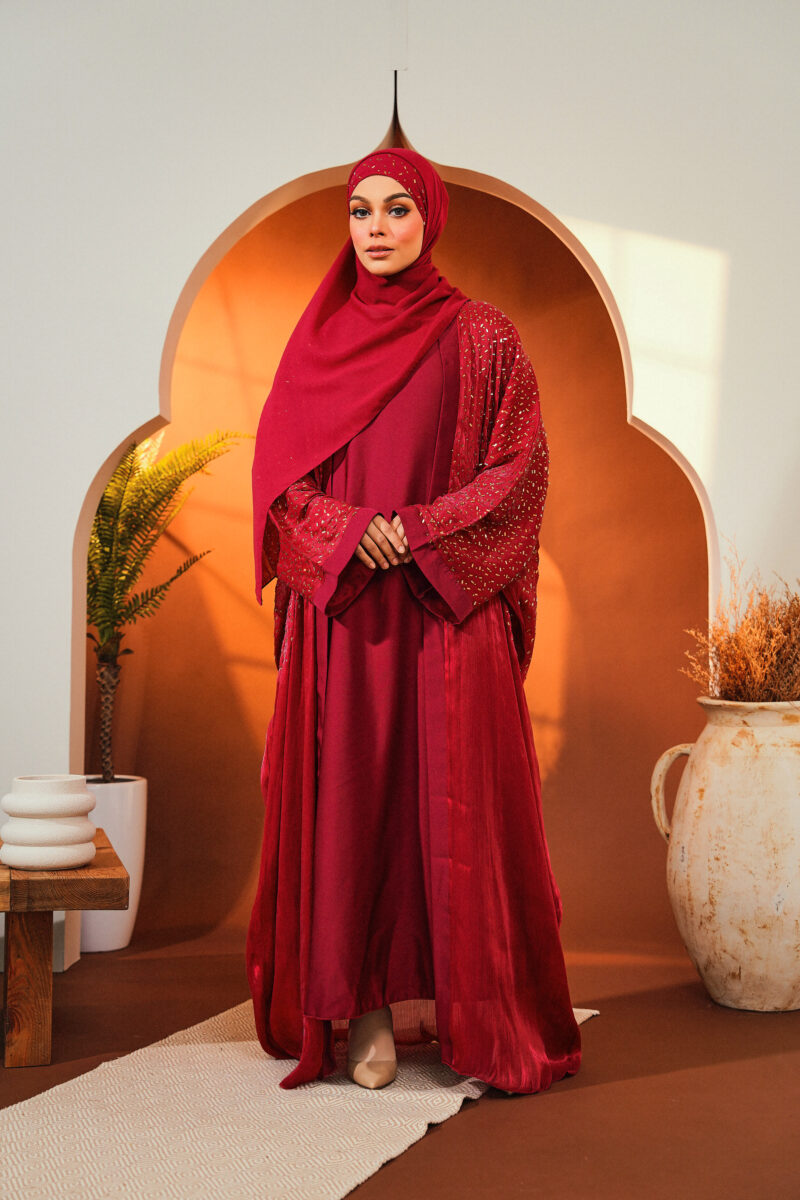 Khadejaa Abaya